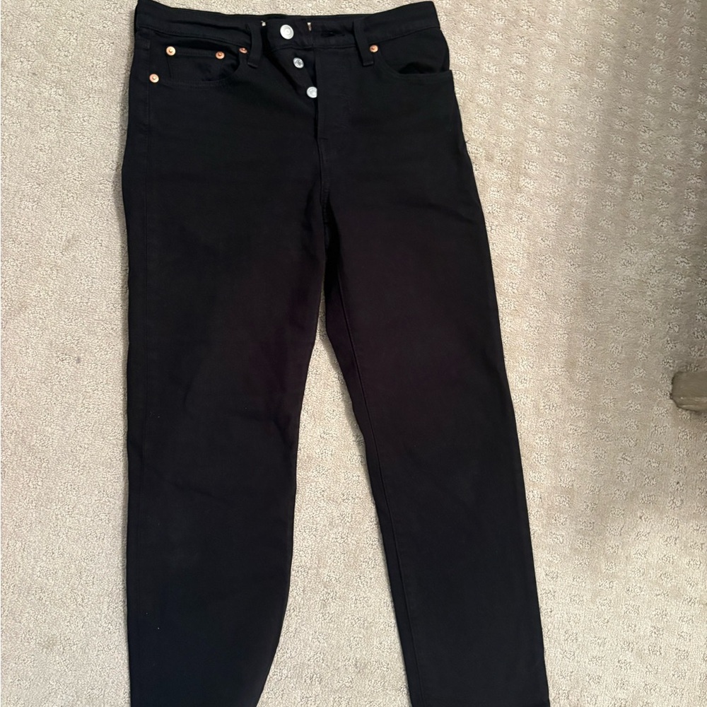 Levi’s Wedgie Straight Ankle Soft Black Denim Jeans